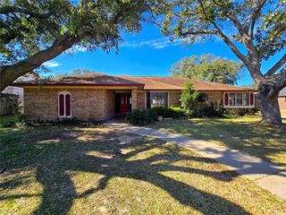 5000 Magnolia Lane, Bay City, TX 77414