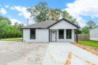 1022 Adams St Street, Cleveland, TX 77327