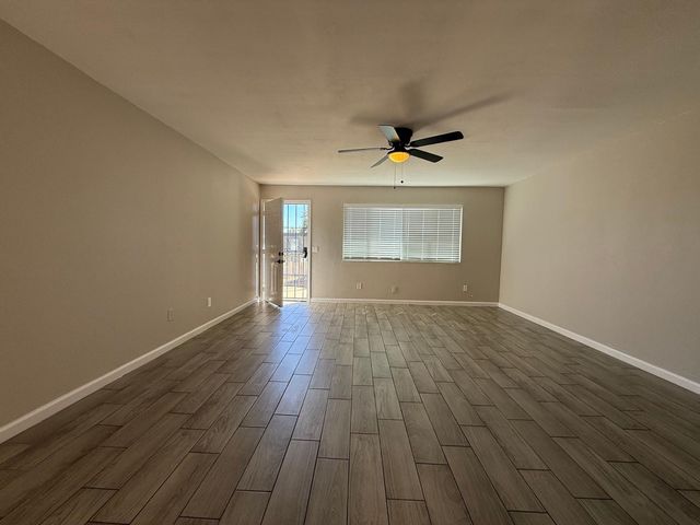 3302 W Loma Lane Unit 3, Phoenix, AZ 85051