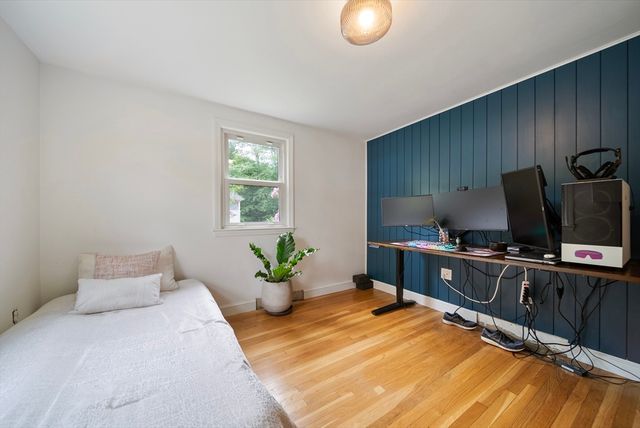 12 Alcine Ln, Burlington, MA 01803