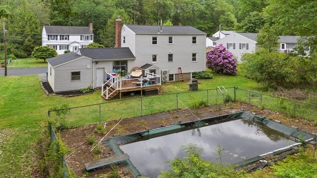 12 Alcine Ln, Burlington, MA 01803