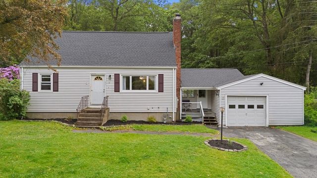 12 Alcine Ln, Burlington, MA 01803