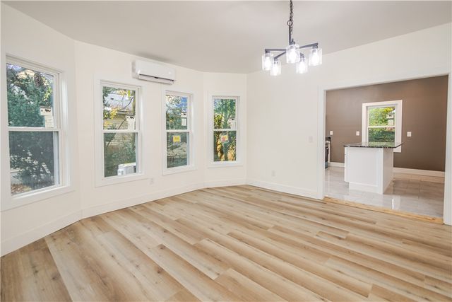 7 Florence Street, Putnam, CT 06260