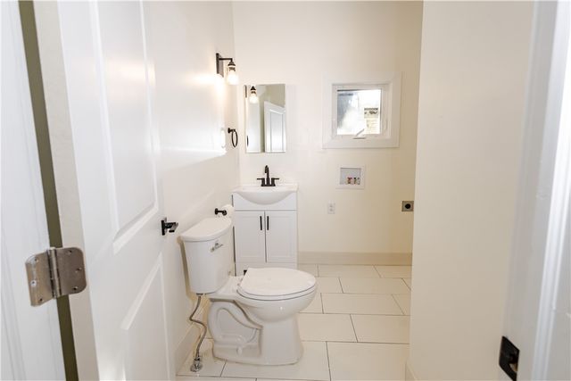 7 Florence Street, Putnam, CT 06260