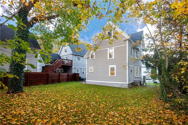 7 Florence Street, Putnam, CT 06260