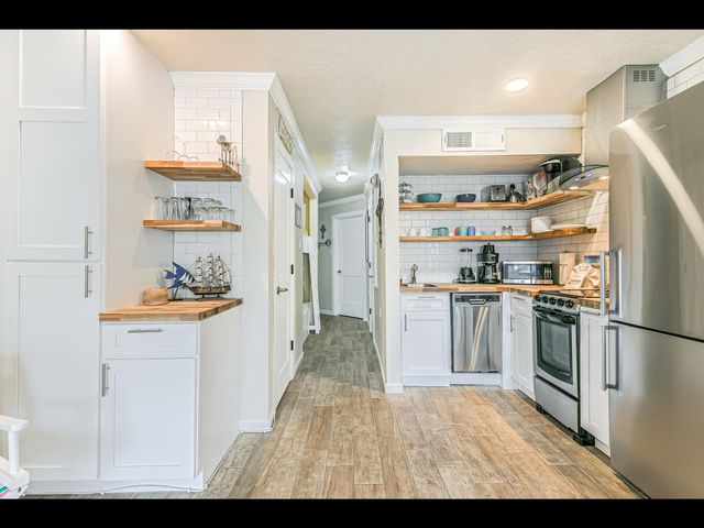 6300 Seawall Boulevard Boulevard, Galveston, TX 77551
