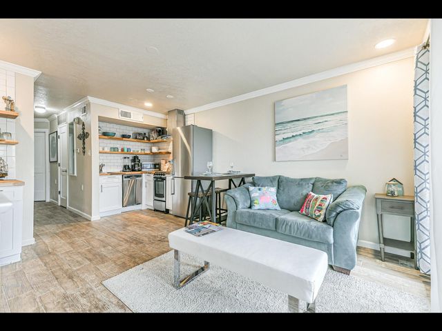 6300 Seawall Boulevard Boulevard, Galveston, TX 77551