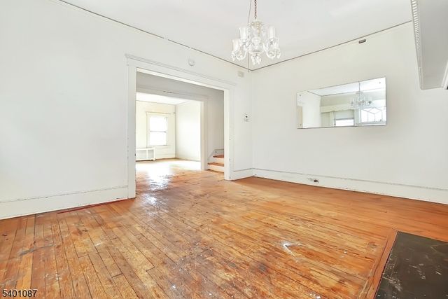 9 Hawthorne Pl, Montclair Twp., NJ 07042