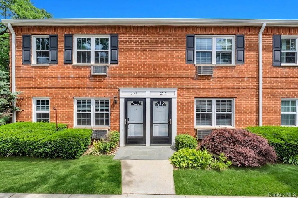 315 Hicksville Road 1, Bethpage, NY 11714