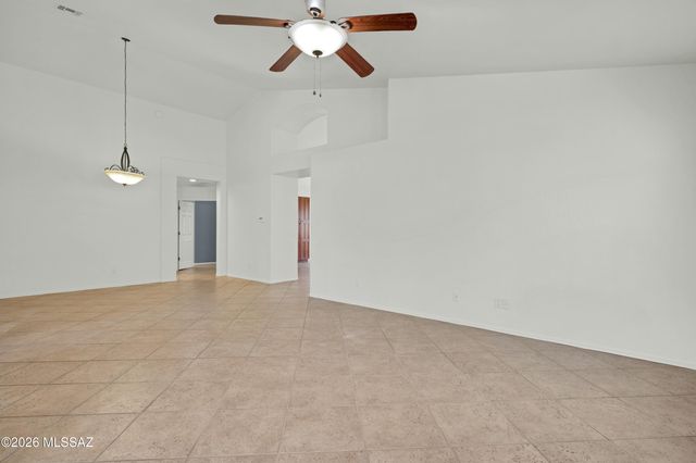 14024 E Fairway Bluff Court, Vail, AZ 85641