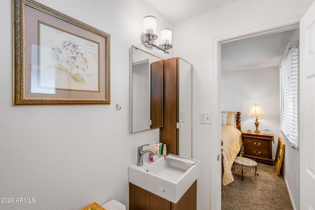 3710 E LUDLOW Drive, Phoenix, AZ 85032