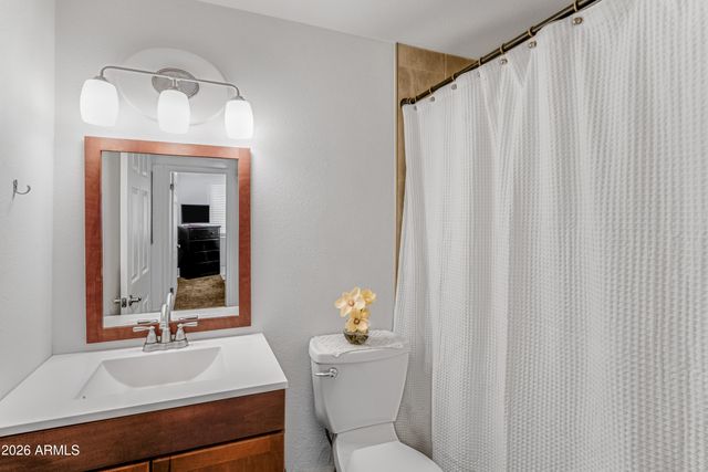 3710 E LUDLOW Drive, Phoenix, AZ 85032