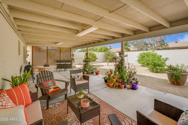 3710 E LUDLOW Drive, Phoenix, AZ 85032