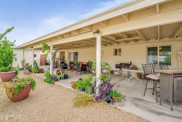 3710 E LUDLOW Drive, Phoenix, AZ 85032