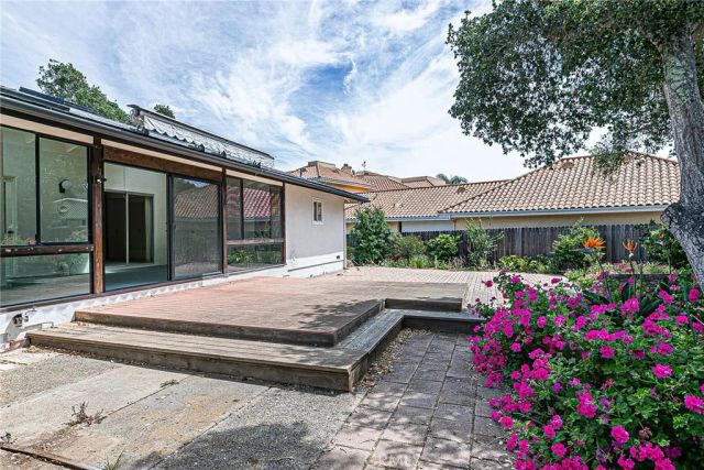 1260 Onstott, Lompoc, CA 93436