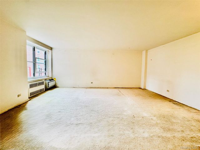 142-05 Roosevelt Avenue 517, Flushing, NY 11354