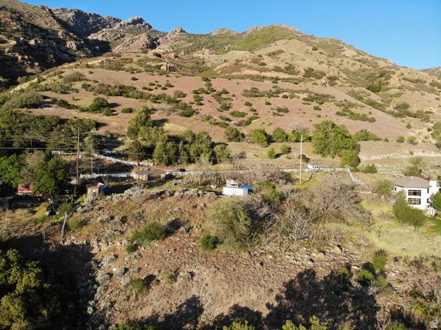 5830 S WASATCH BLVD, Holladay, UT 84121