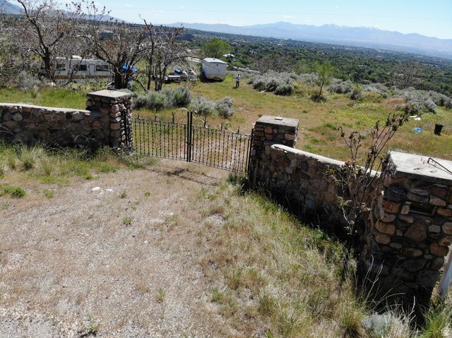 5830 S WASATCH BLVD, Holladay, UT 84121