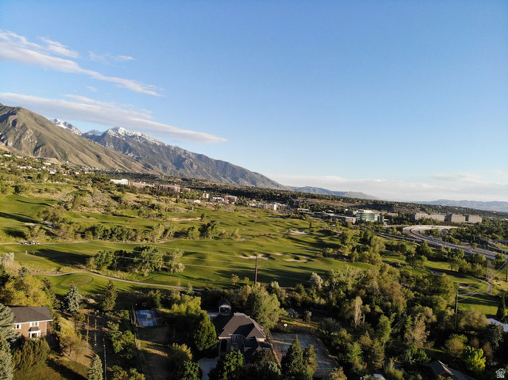 5830 S WASATCH BLVD, Holladay, UT 84121