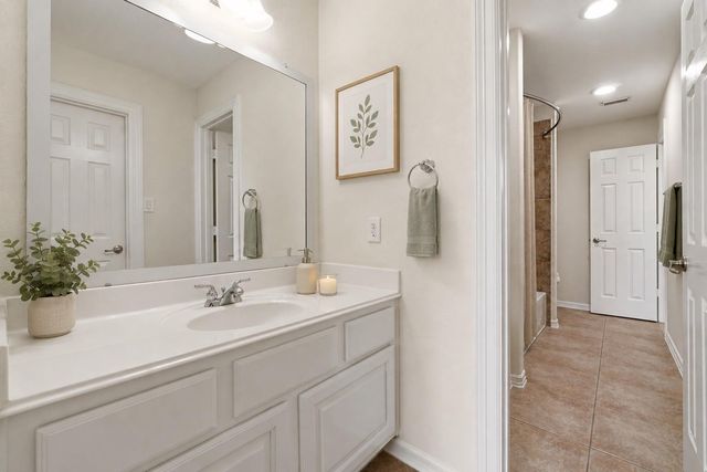 2716 Silverstone Way, Conroe, TX 77304