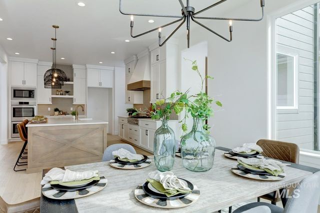 7061 W Waxwing Dr, Boise, ID 83714