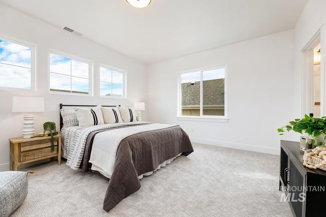 7061 W Waxwing Dr, Boise, ID 83714