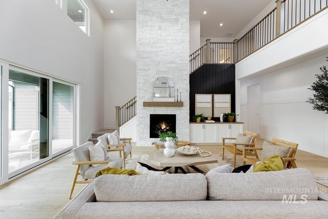 7061 W Waxwing Dr, Boise, ID 83714