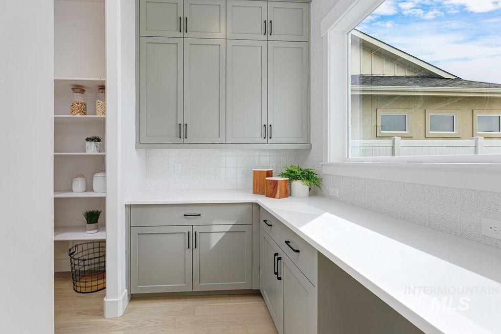7061 W Waxwing Dr, Boise, ID 83714 photo 13