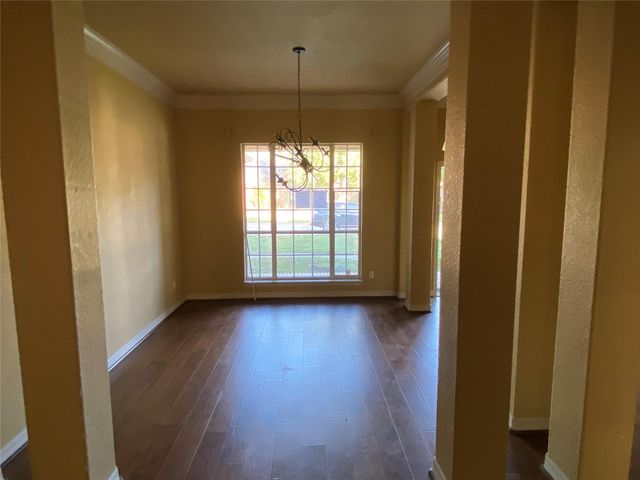 127 Indian Warrior Trail, Lake Jackson, TX 77566