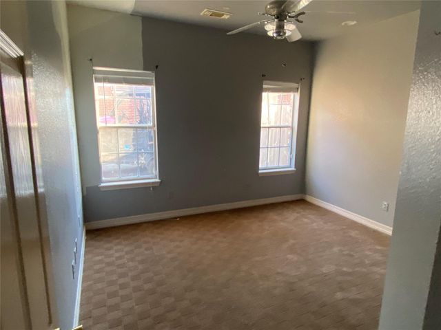 127 Indian Warrior Trail, Lake Jackson, TX 77566