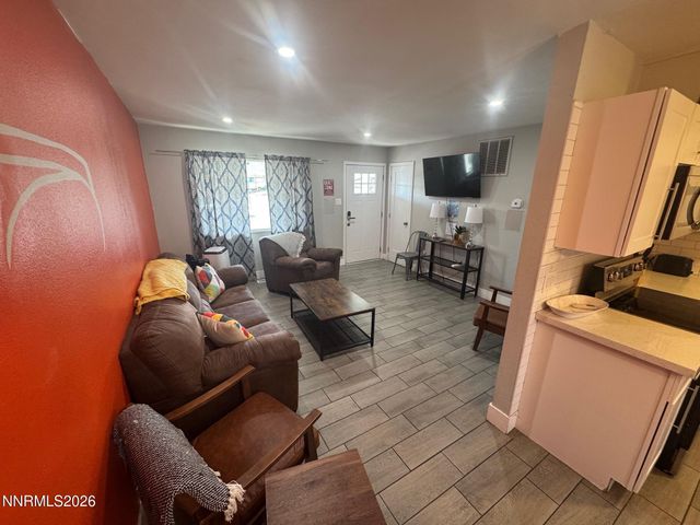 3085 Kings Row, Reno, NV 89503