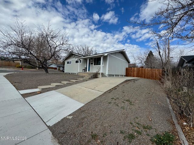 3085 Kings Row, Reno, NV 89503