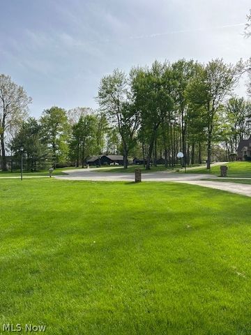 4505 Quaker Court, Canfield, OH 44406
