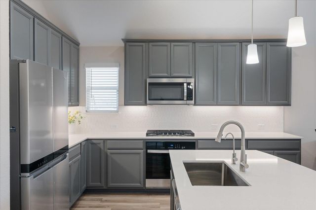 113 Muddy Creek WAY, Kyle, TX 78640