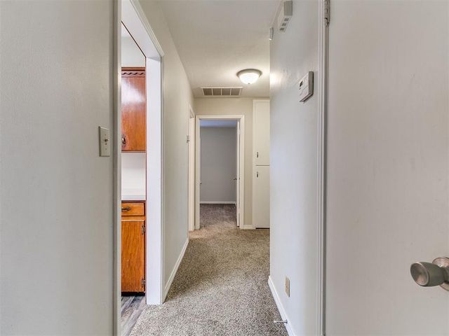 6733 NW 28th Street, Bethany, OK 73008