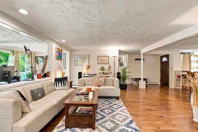 69 Maynard St, Newton, MA 02465