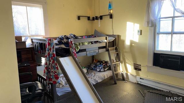 322 S 4th Street, De Soto, MO 63020