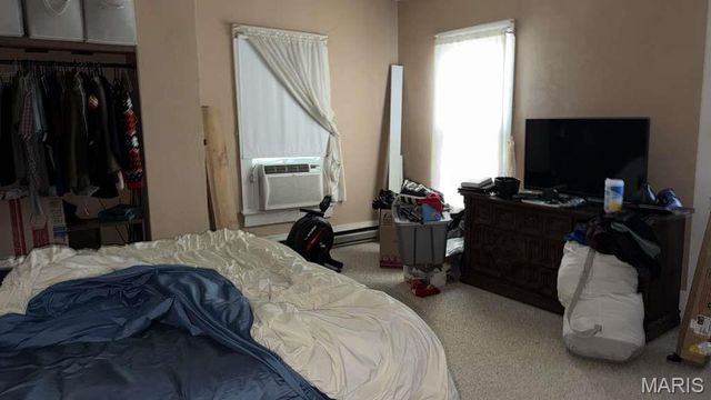 322 S 4th Street, De Soto, MO 63020