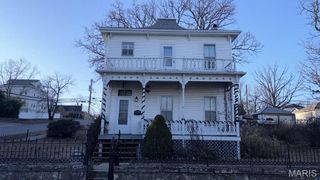 322 S 4th Street, De Soto, MO 63020