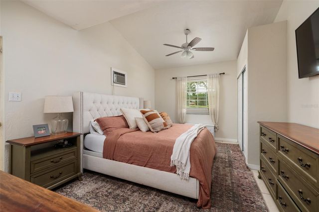 6801 29TH TERRACE N, St Petersburg, FL 33710