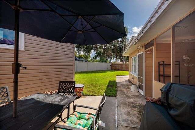 6801 29TH TERRACE N, St Petersburg, FL 33710