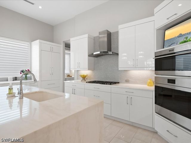 10570 Via Torino WAY, Miromar Lakes, FL 33913