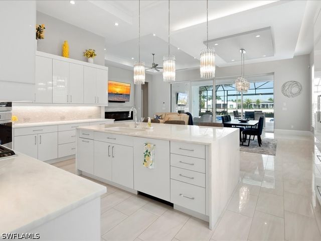 10570 Via Torino WAY, Miromar Lakes, FL 33913