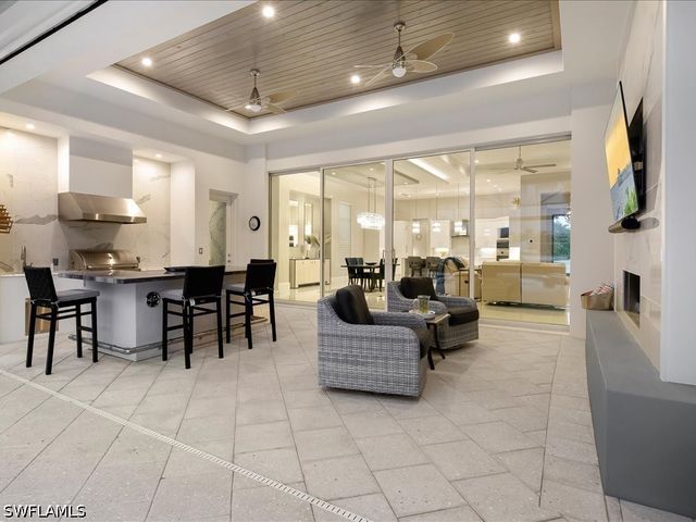 10570 Via Torino WAY, Miromar Lakes, FL 33913