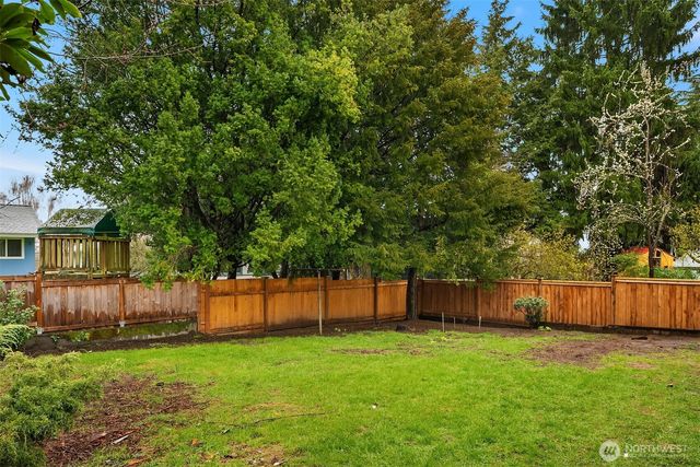 3818 NE 94th Street, Seattle, WA 98115
