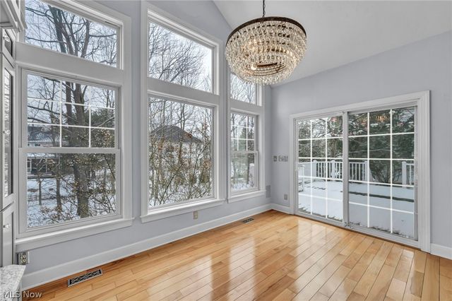 5551 Brook Run Drive, Medina, OH 44256