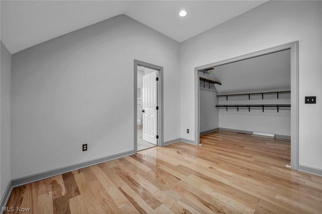 5551 Brook Run Drive, Medina, OH 44256