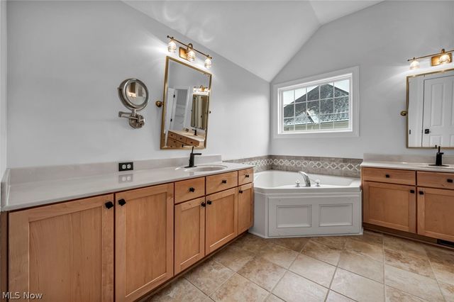 5551 Brook Run Drive, Medina, OH 44256