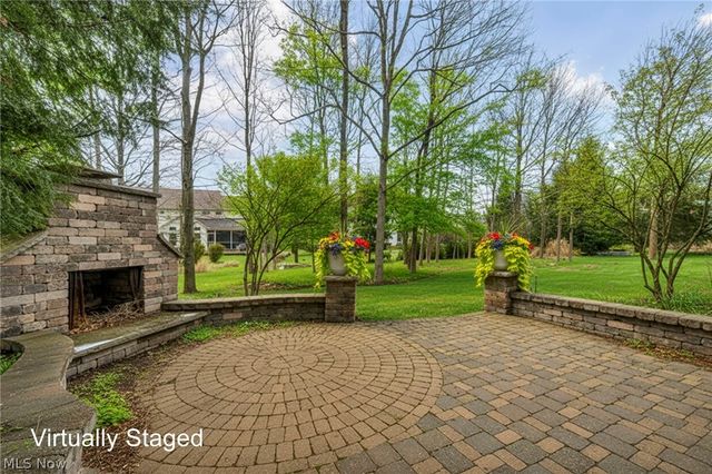 5551 Brook Run Drive, Medina, OH 44256