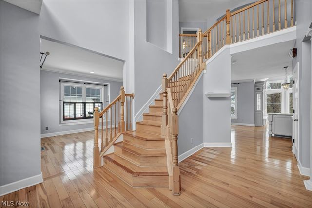 5551 Brook Run Drive, Medina, OH 44256